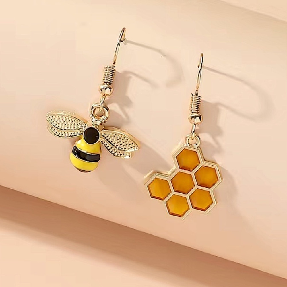 Bee & Honeycomb Earrings 🐝🍯